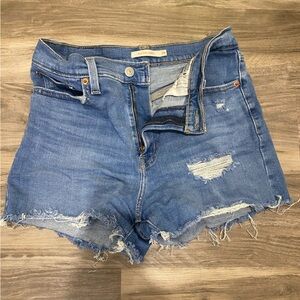 Levi’s high rise shorts